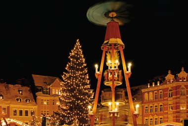 Weihnachtsmarkt in Annaberg-Buchholz &copy; LianeM - stock.adobe.com