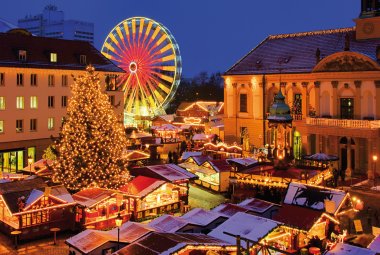 Weihnachtsmarkt in Magdeburg &copy; LianeM-stock.adobe.com