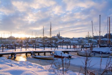 Winterliches Flensburg &copy; Inga Nielsen-fotolia.com