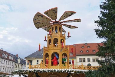 Weihnachtspyramide in Weimar &copy; BirgitMundtOsterwiec-stock.adobe.com
