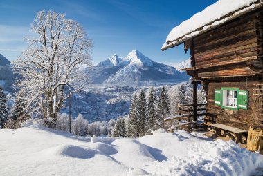 Blick auf den verschneiten Watzmann © JFL Photography-fotolia.com