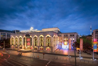 Friedrichstadt-Palast Berlin © Bernd Brundert