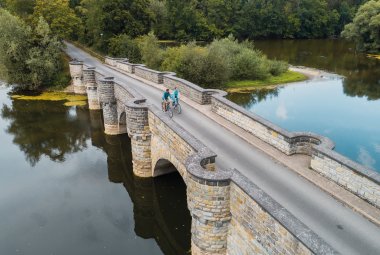 Radfahren im Sauerland - Kanzelbrücke am Möhnesee  © Tourismus NRW e.V.