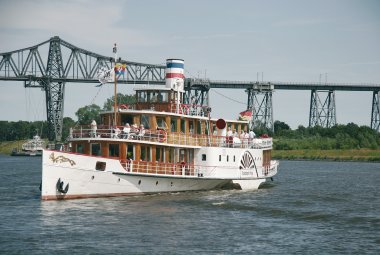 Raddampfer Freya im Nord-Ostsee-Kanal © Adler-Schiffe