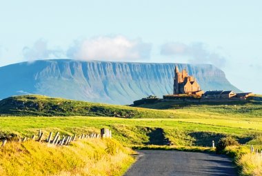 Tafelberg Ben Bulben © Madrugada Verde - stock.adobe.co